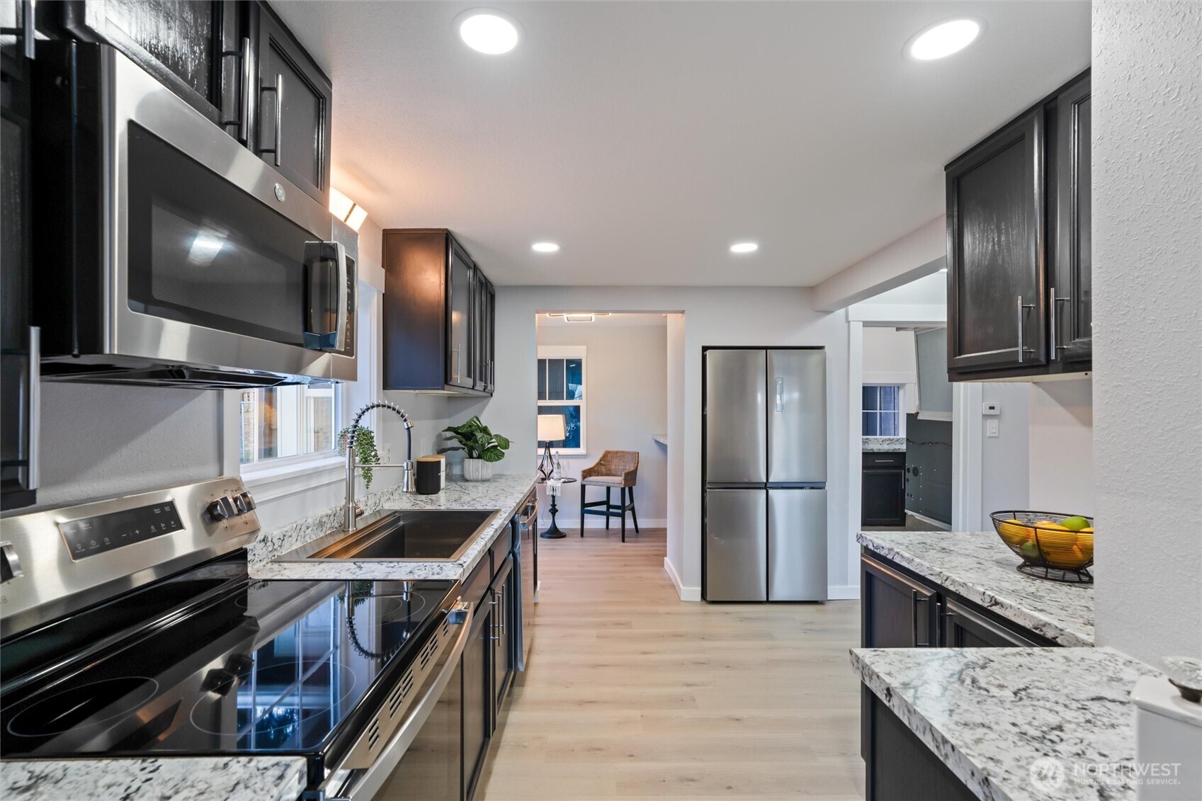 6937 Chico Way NW, Bremerton, WA 98312