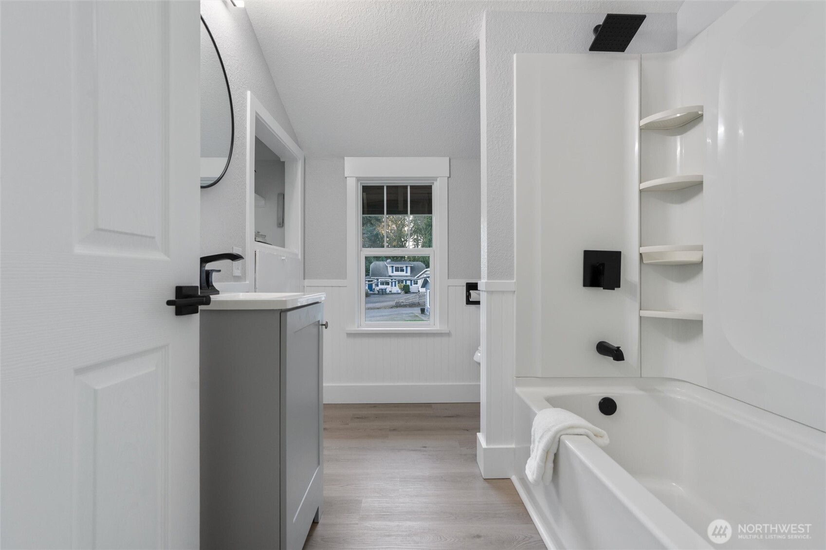 6937 Chico Way NW, Bremerton, WA 98312