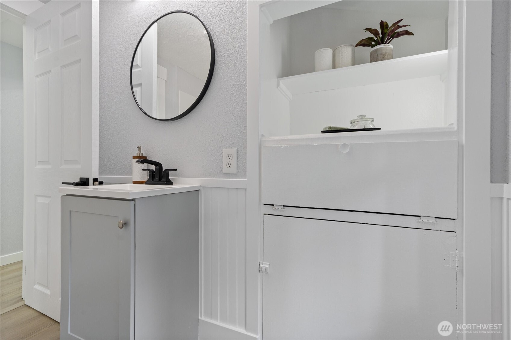 6937 Chico Way NW, Bremerton, WA 98312