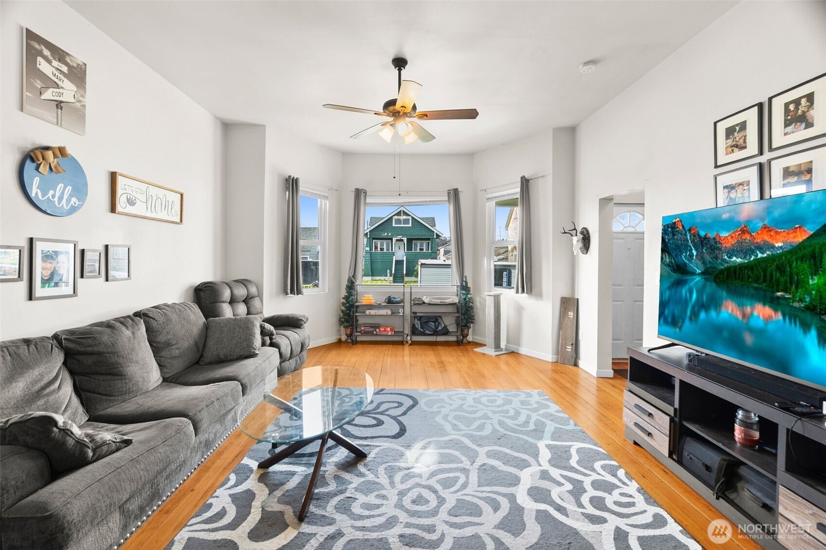 909 W Market Street , Aberdeen, WA 98520