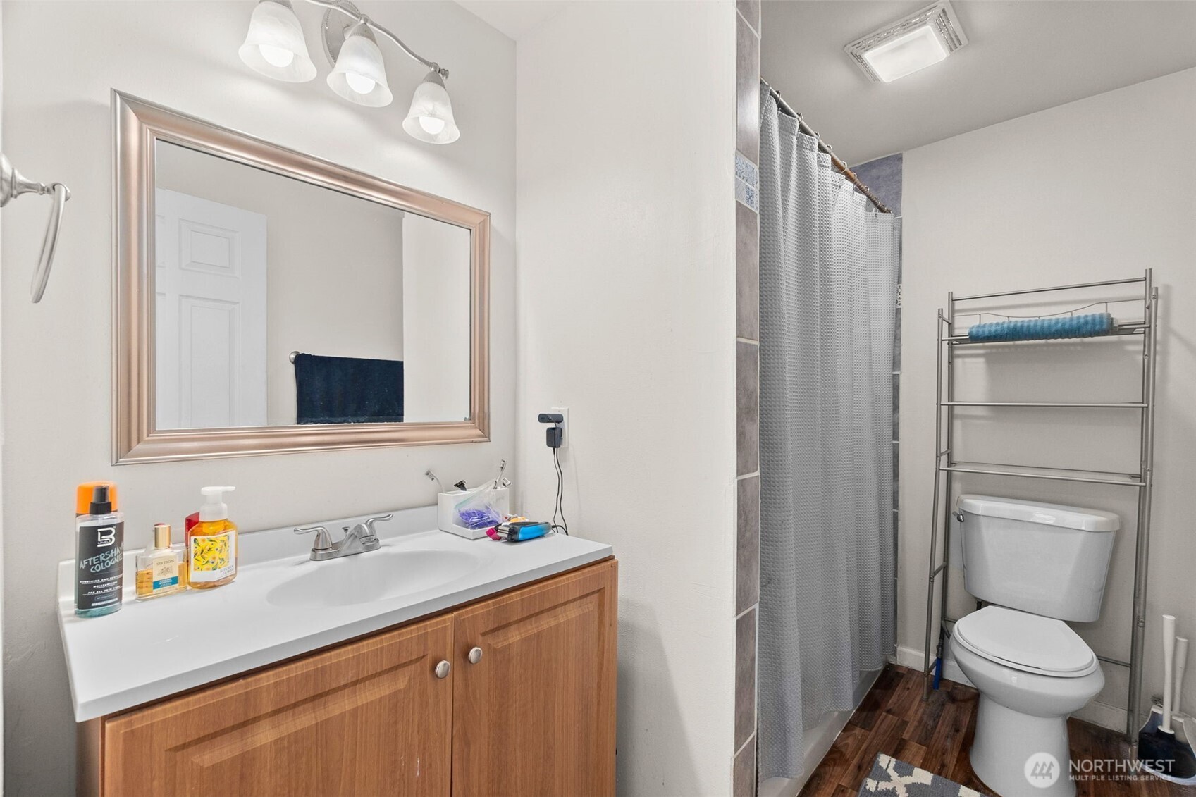 909 W Market Street , Aberdeen, WA 98520