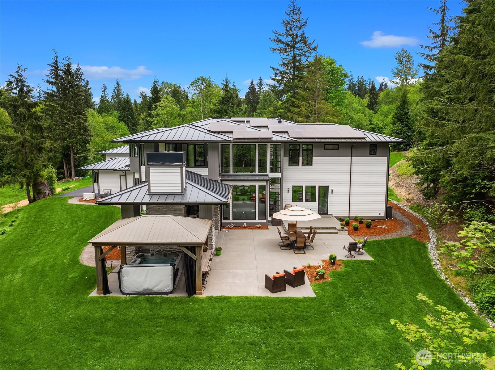 15419 417th Place SE, North Bend, WA 98045