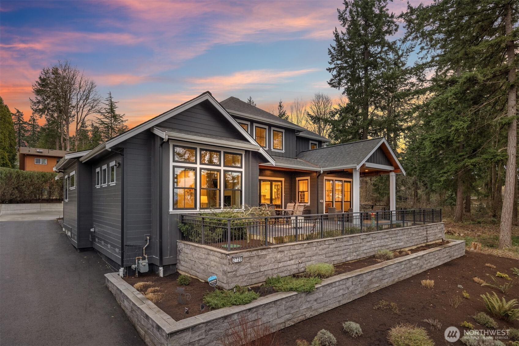 2720 Niagara Street , Bellingham, WA 98226