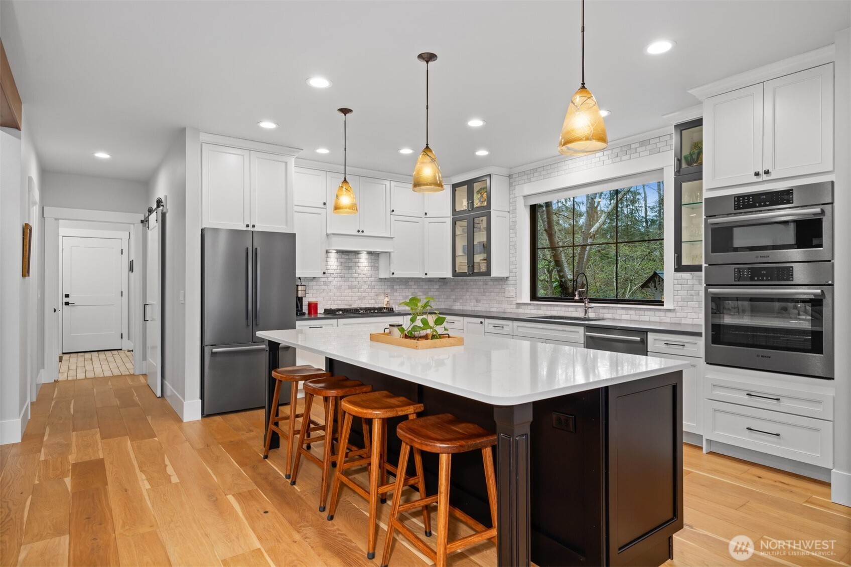 2720 Niagara Street , Bellingham, WA 98226