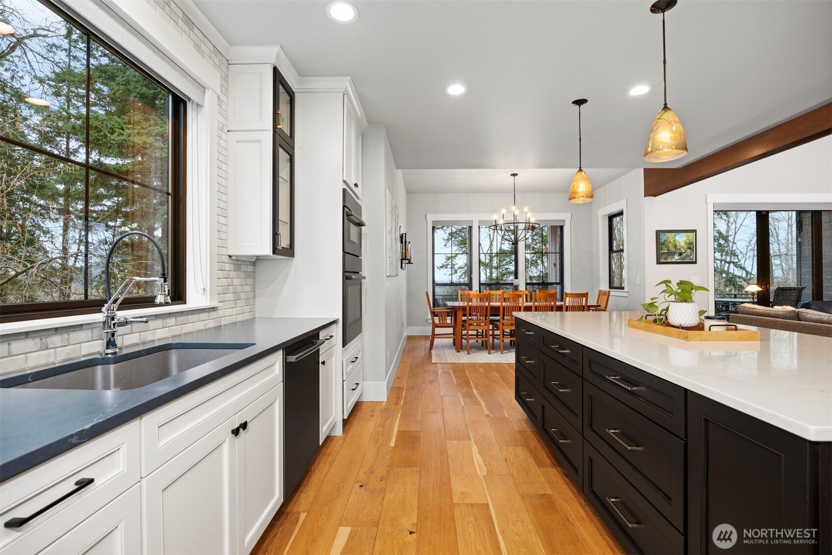 2720 Niagara Street , Bellingham, WA 98226