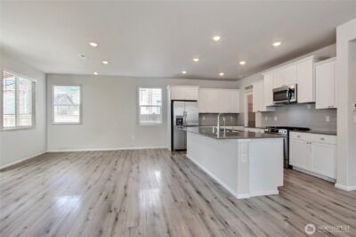 19814 135th Avenue E, Graham, WA 98338 - Photo 5