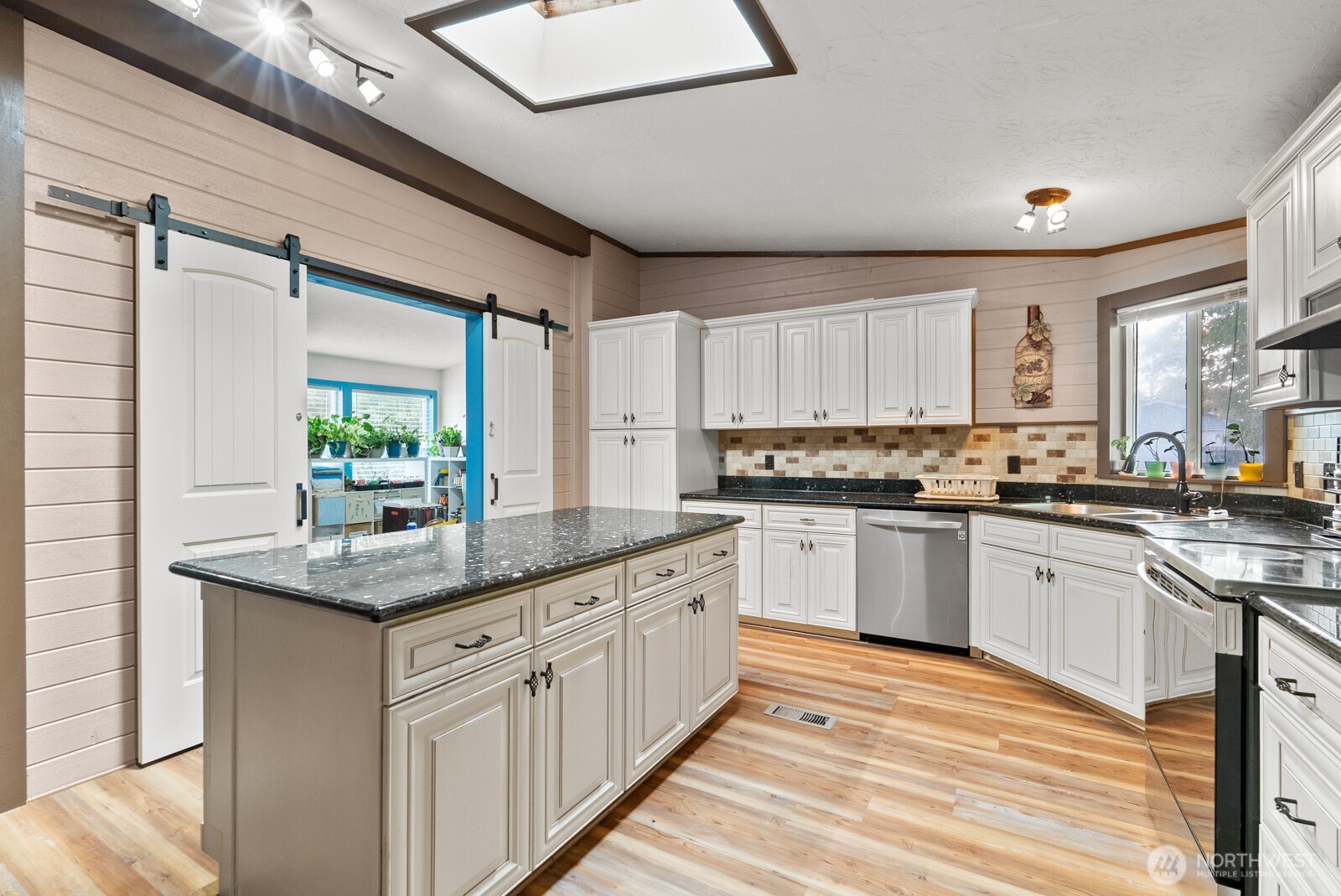 2003 77th Street Ct E, Tacoma, WA 98404