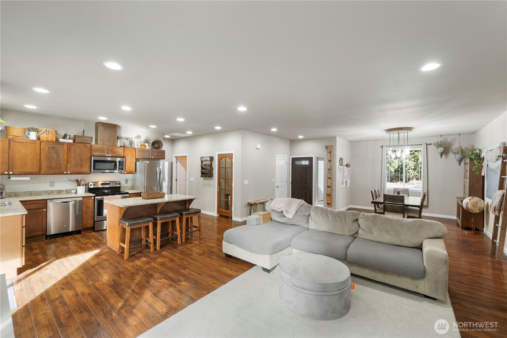 30002 77th Avenue S, Roy, WA 98580