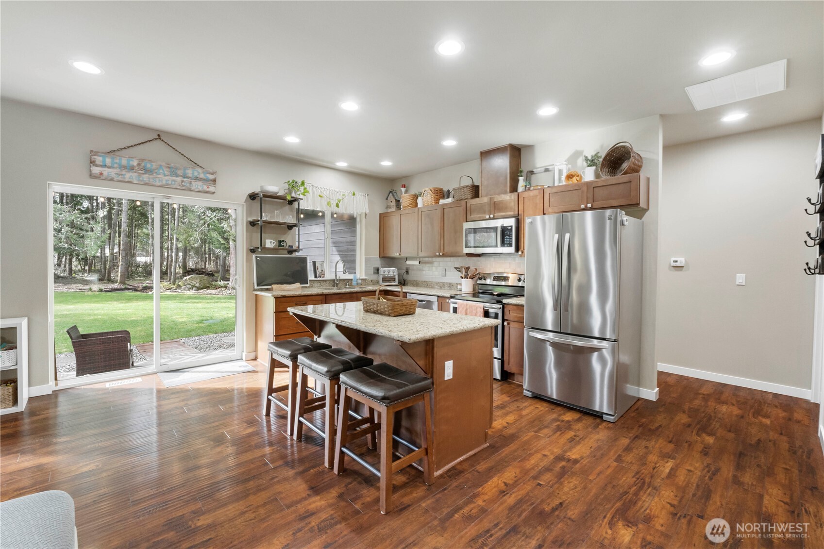 30002 77th Avenue S, Roy, WA 98580