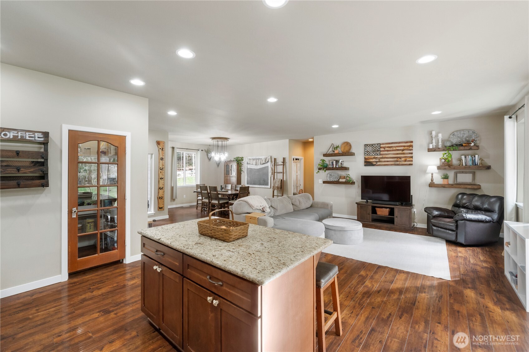 30002 77th Avenue S, Roy, WA 98580