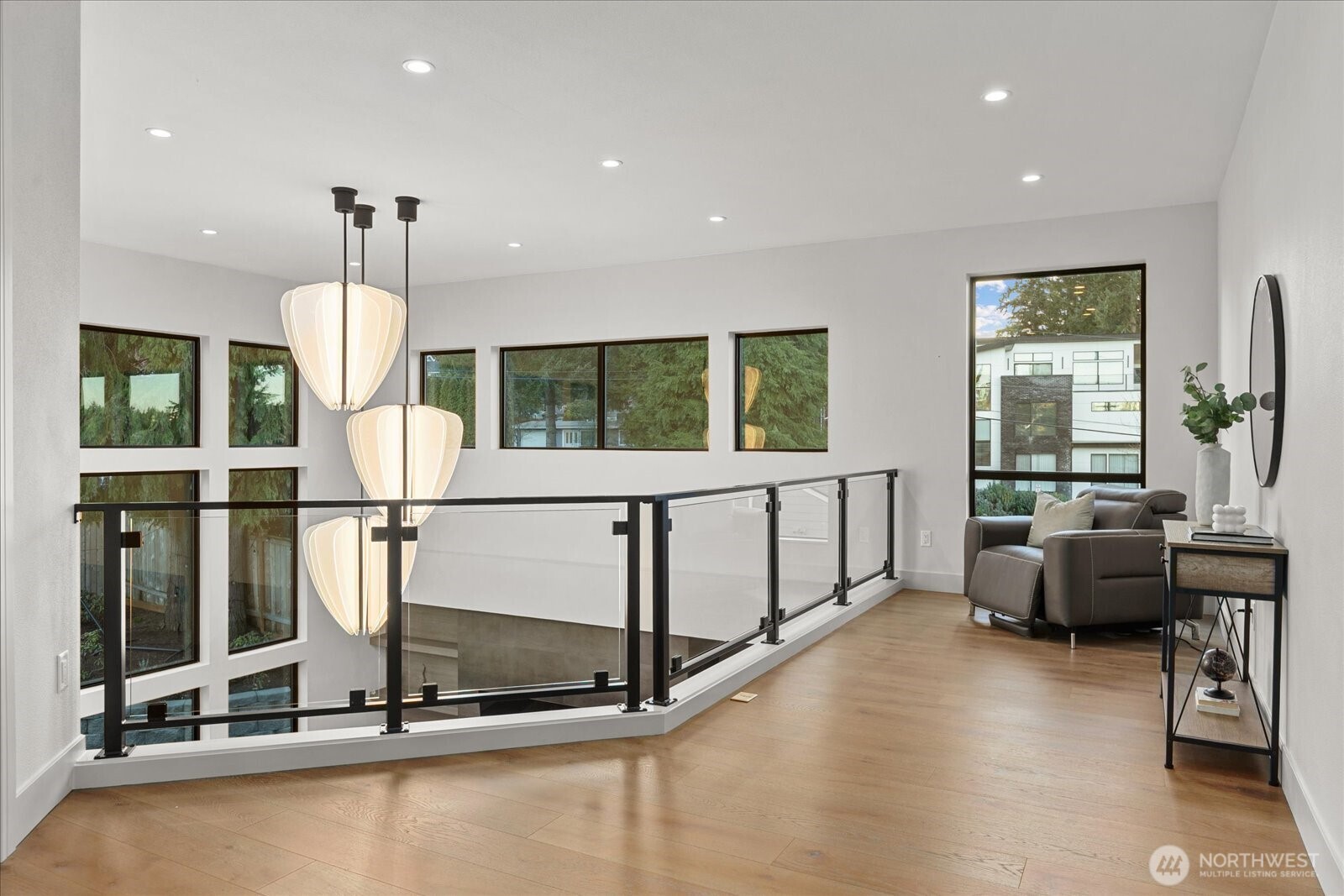 15411 SE 38th Street , Bellevue, WA 98006