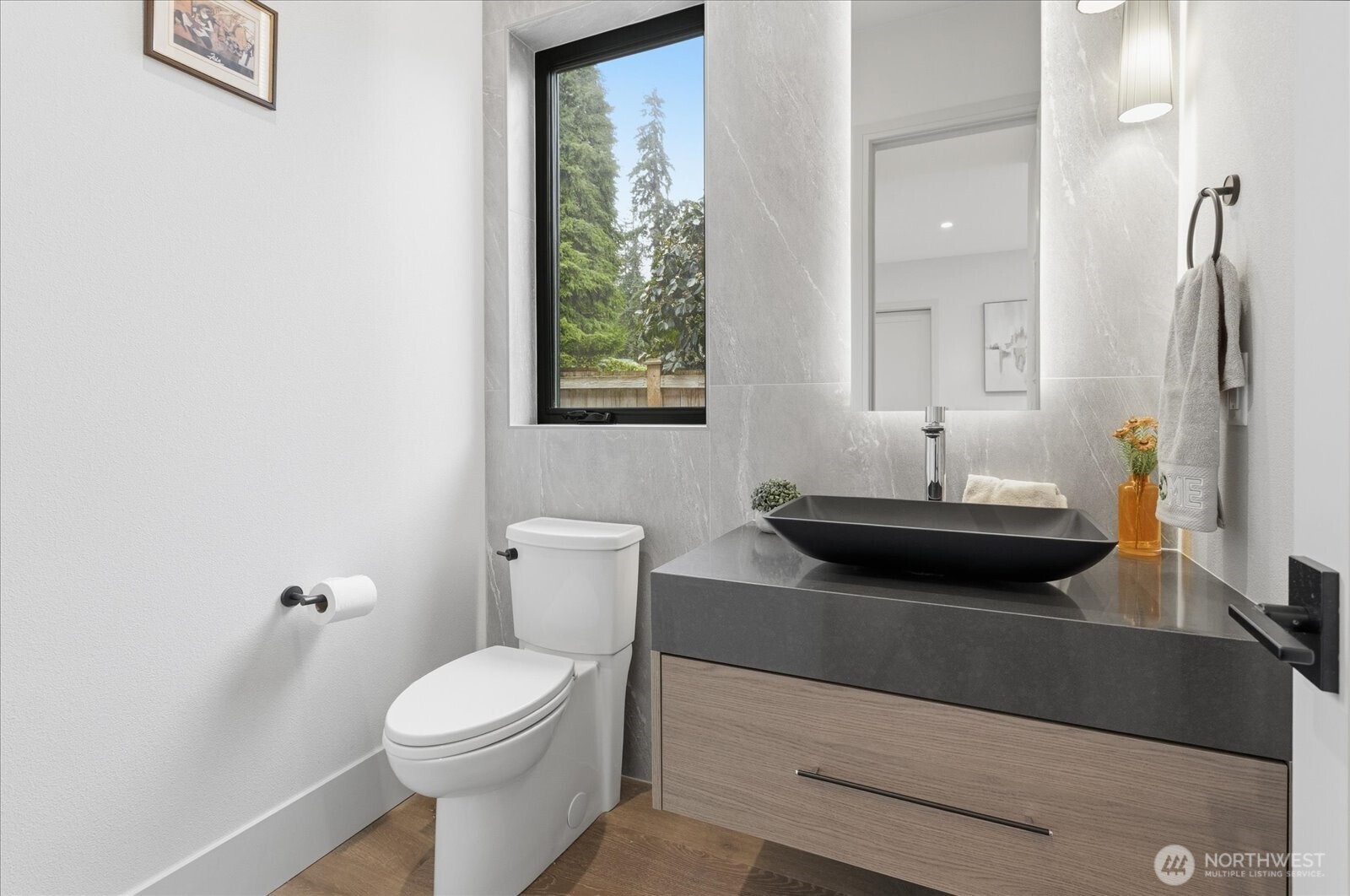 15411 SE 38th Street , Bellevue, WA 98006