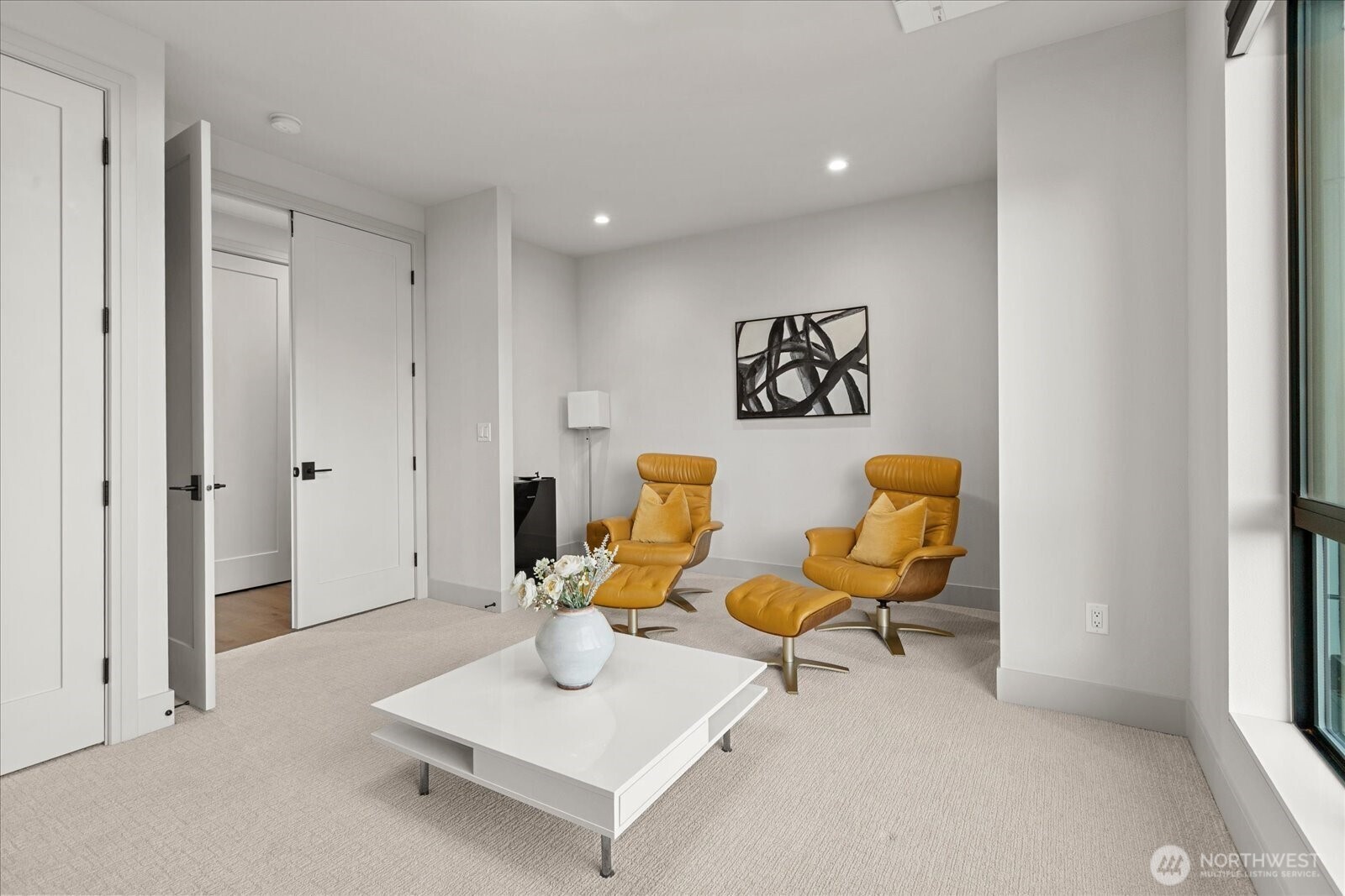 15411 SE 38th Street , Bellevue, WA 98006