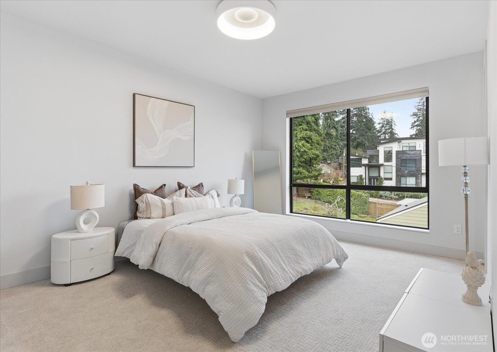 15411 SE 38th Street , Bellevue, WA 98006