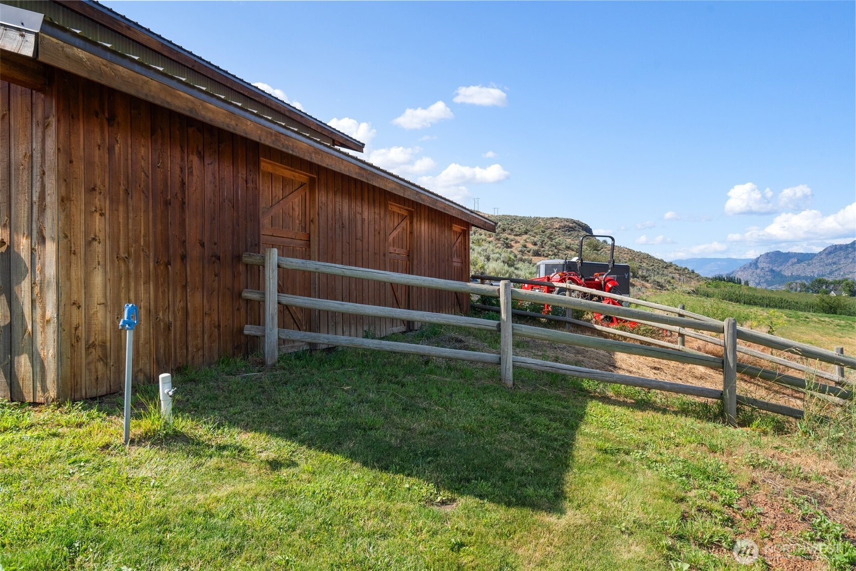 36 Rooster Flats , Oroville, WA 98844