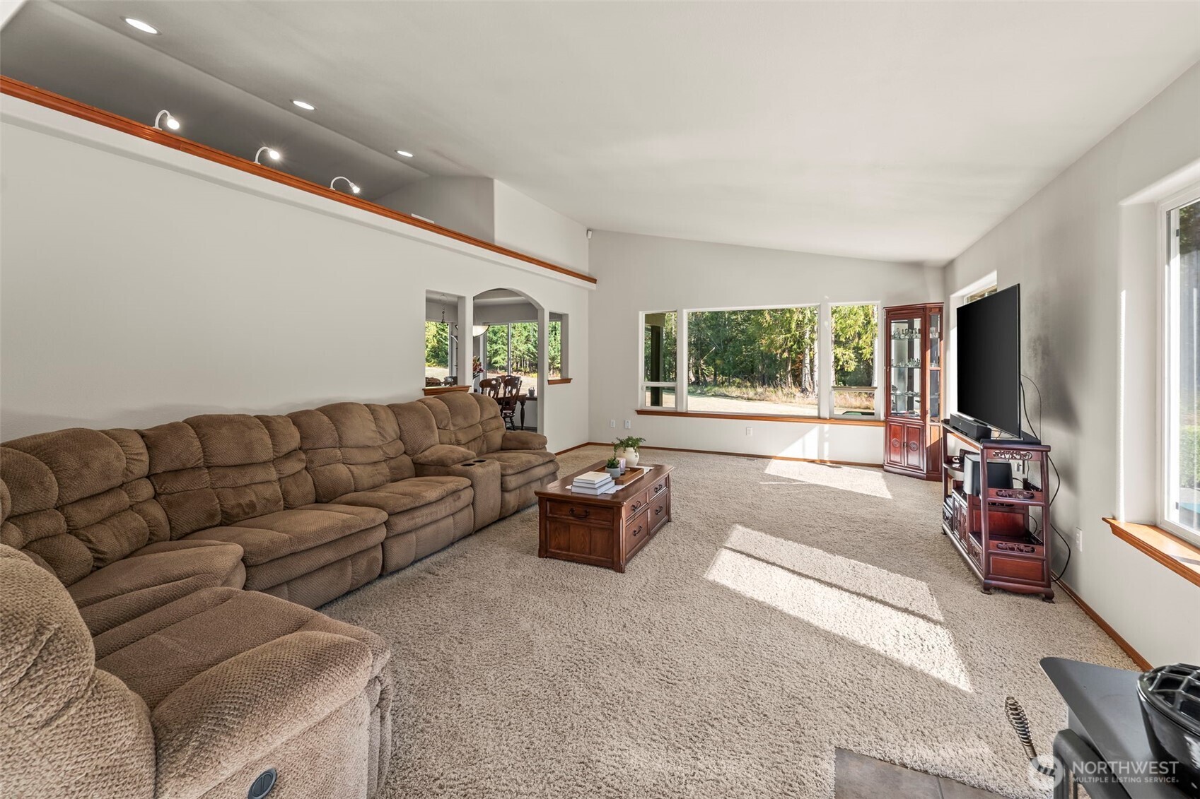 36003 36th Avenue E, Eatonville, WA 98328