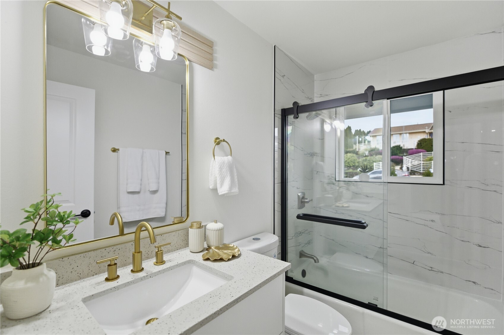 1270 Lansing Avenue , Bremerton, WA 98312