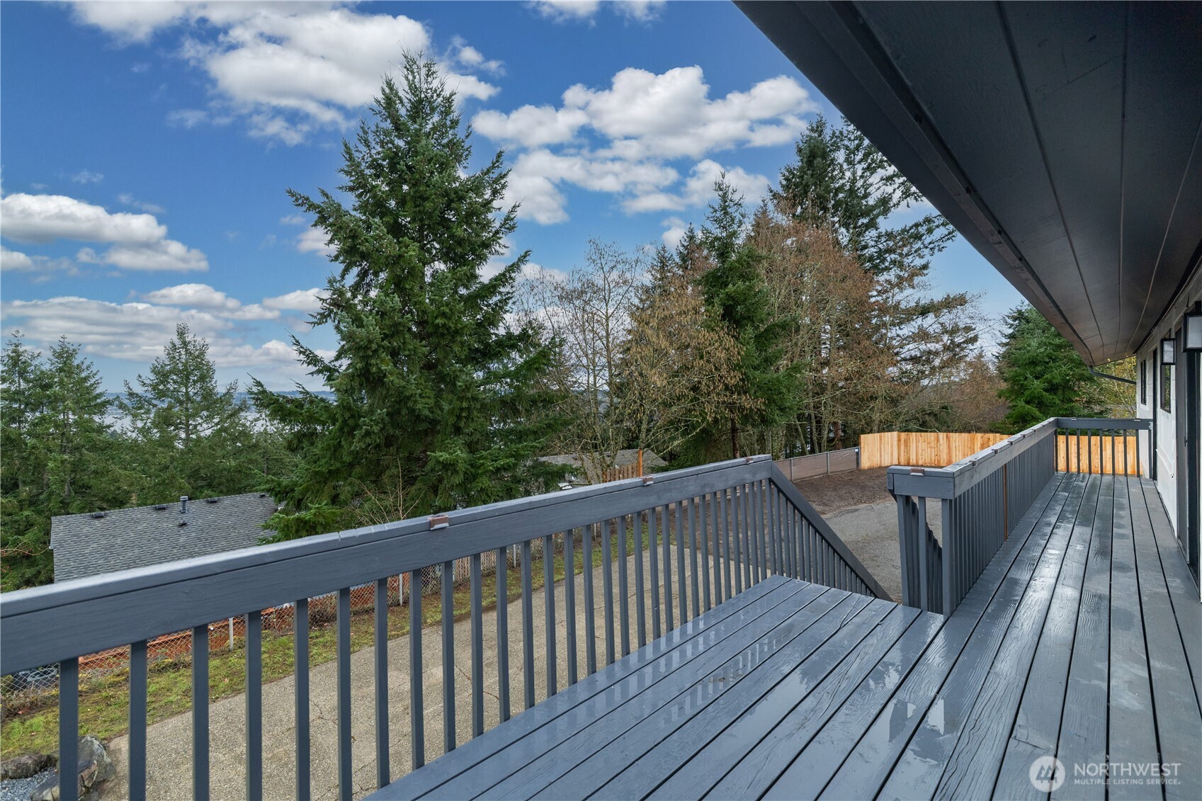 1270 Lansing Avenue , Bremerton, WA 98312