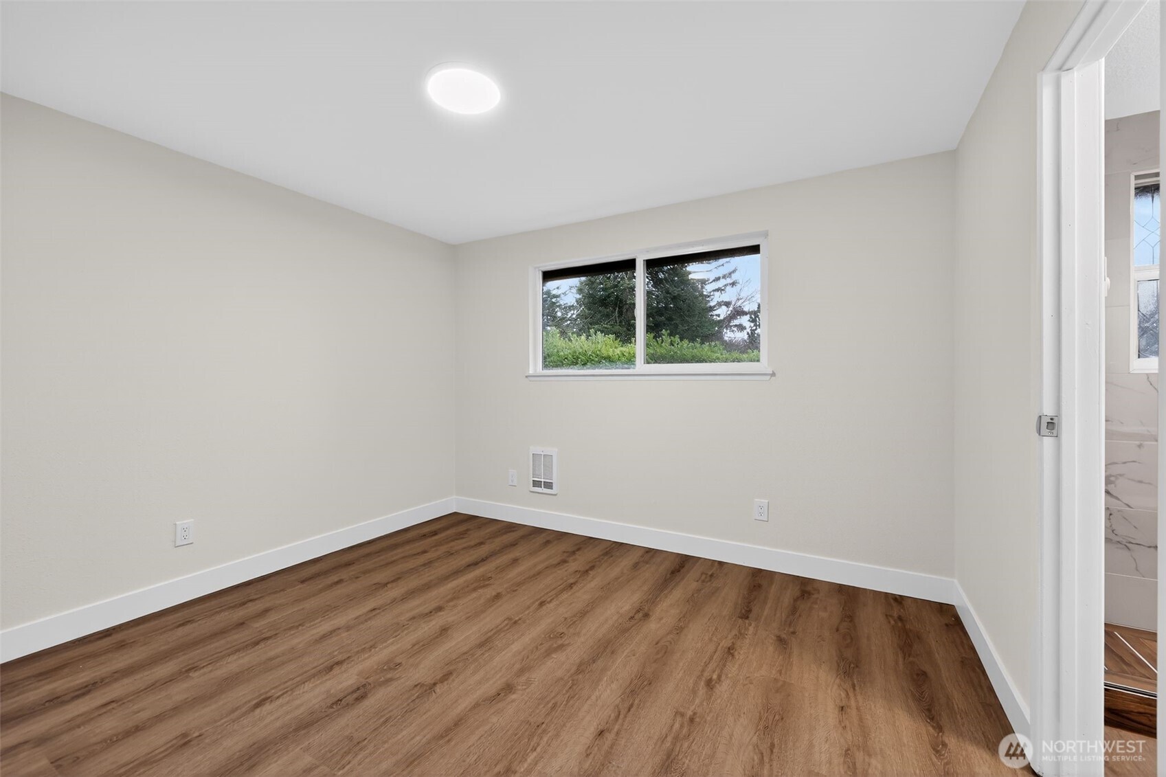 849 S Jackson Avenue , Tacoma, WA 98465