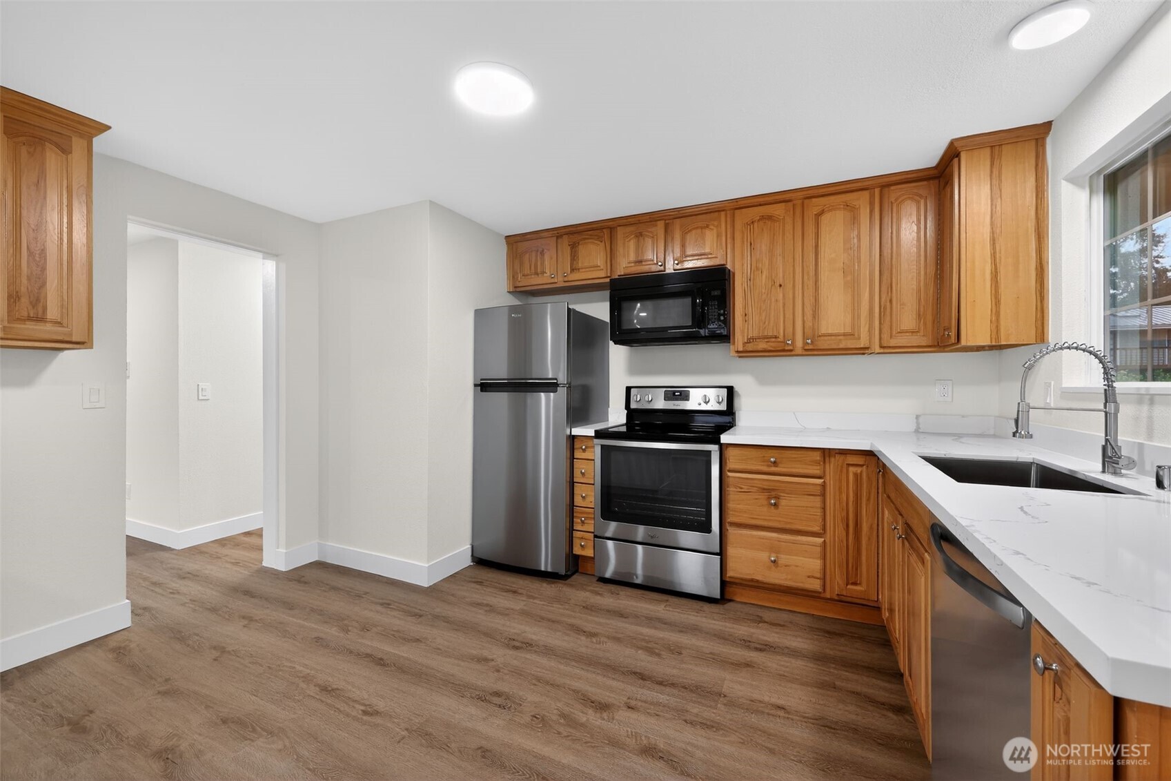 849 S Jackson Avenue , Tacoma, WA 98465