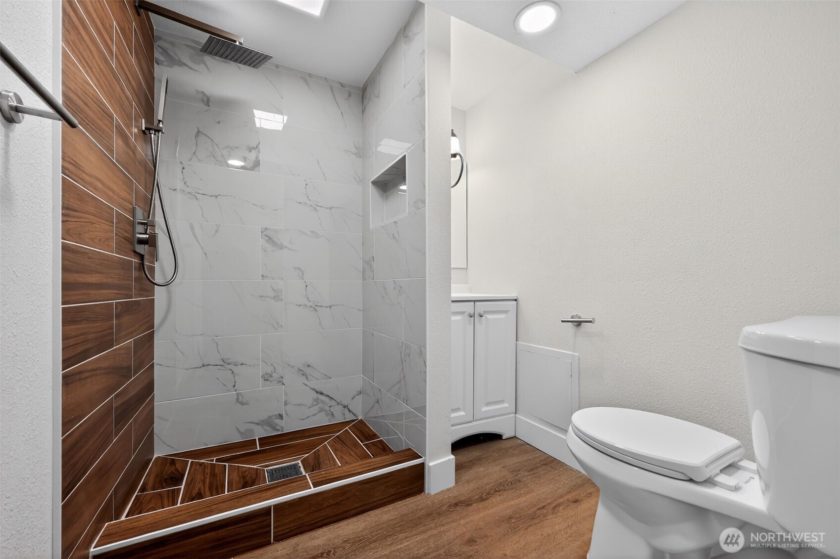 849 S Jackson Avenue , Tacoma, WA 98465