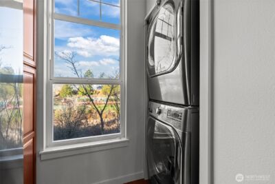 1621 Huckleberry Circle #1621, Issaquah, WA 98029 - Photo 13