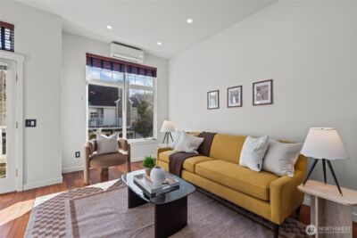 1621 Huckleberry Circle #1621, Issaquah, WA 98029 - Photo 3