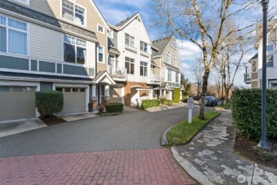 1621 Huckleberry Circle #1621, Issaquah, WA 98029 - Photo 32