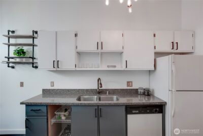 1100 Harrington Avenue NE #310, Renton, WA 98056 - Photo 7