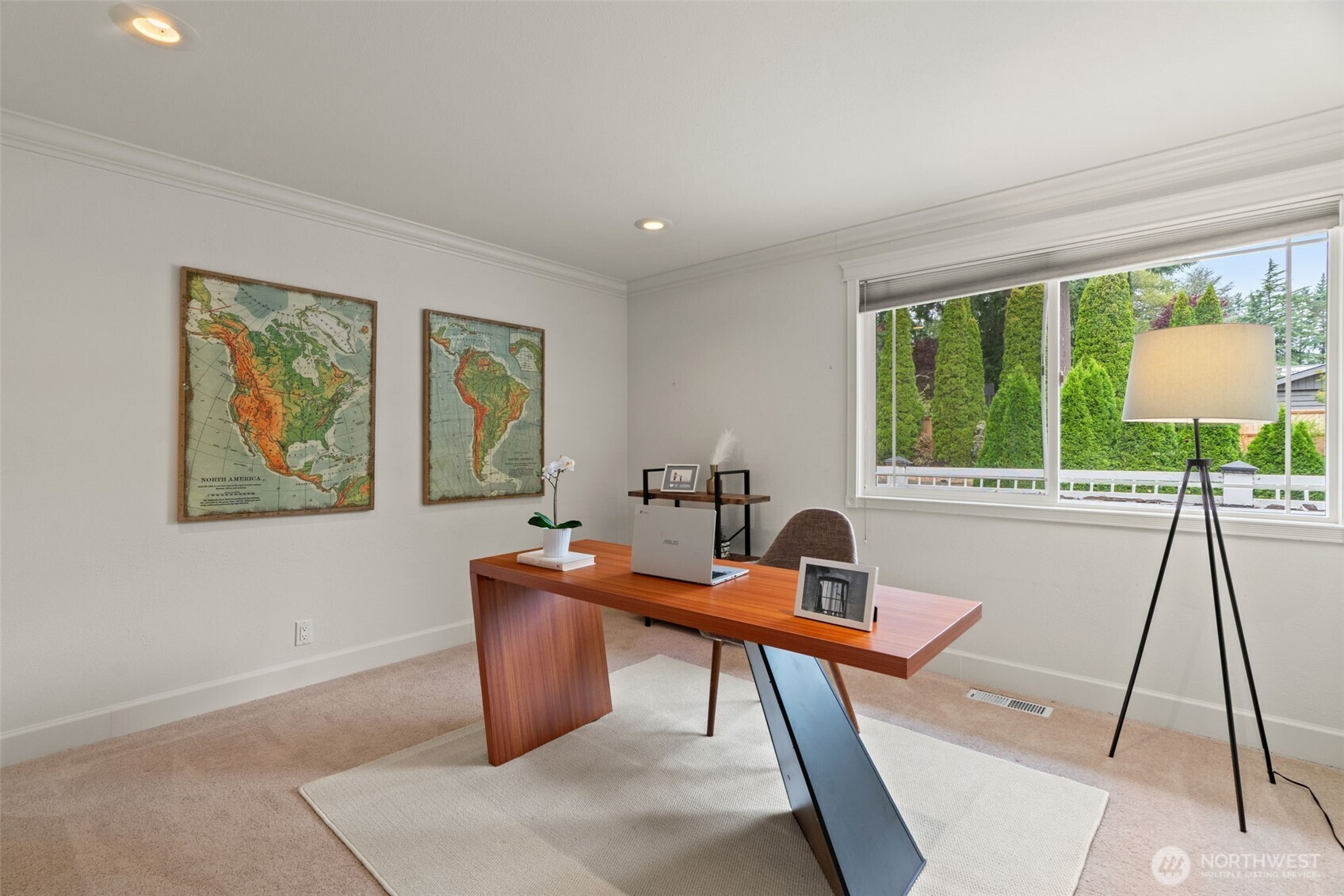 12623 NE 28th Street , Bellevue, WA 98005