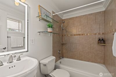 12623 NE 28th Street , Bellevue, WA 98005 - Photo 19