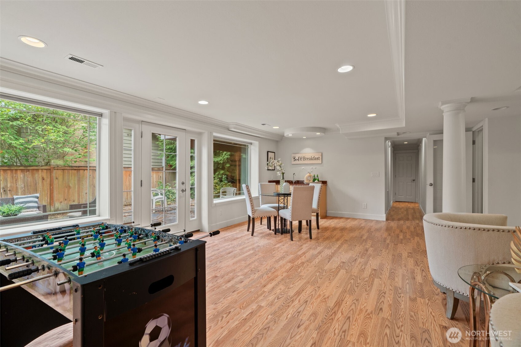 12623 NE 28th Street , Bellevue, WA 98005