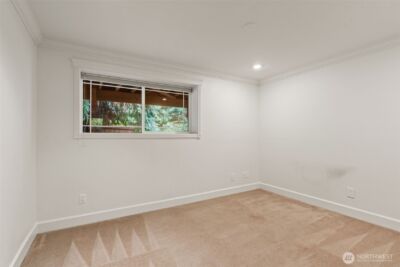 12623 NE 28th Street , Bellevue, WA 98005 - Photo 27