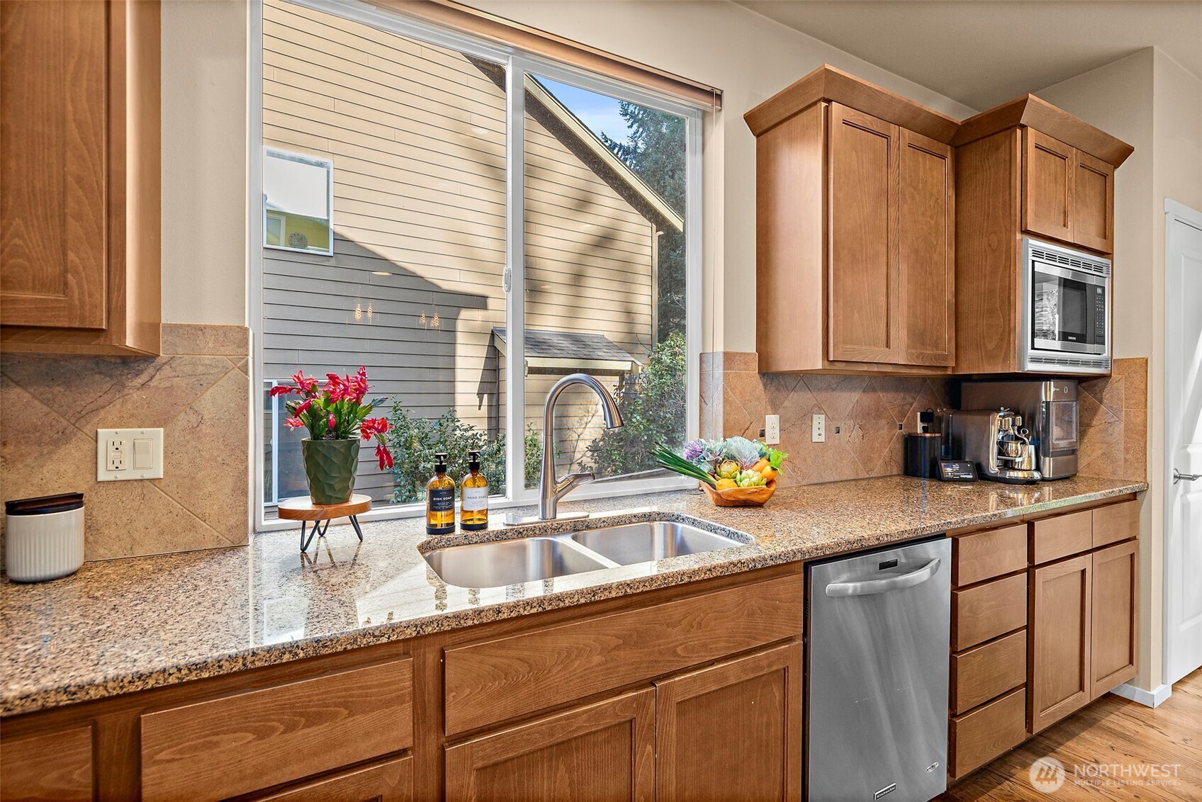 8812 Norman Avenue SE, Snoqualmie, WA 98065