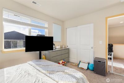 1025 Banyan Street , Bremerton, WA 98310-4262 - Photo 22