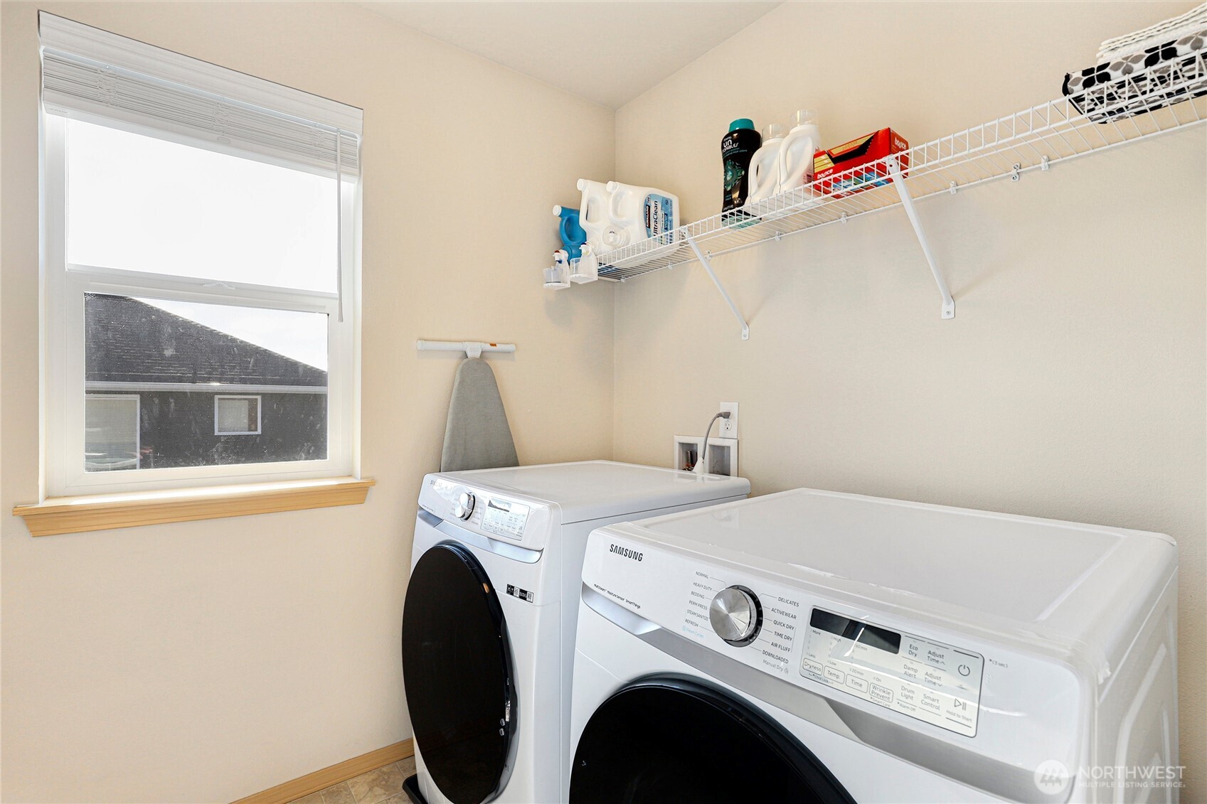 1025 Banyan Street , Bremerton, WA 98310-4262