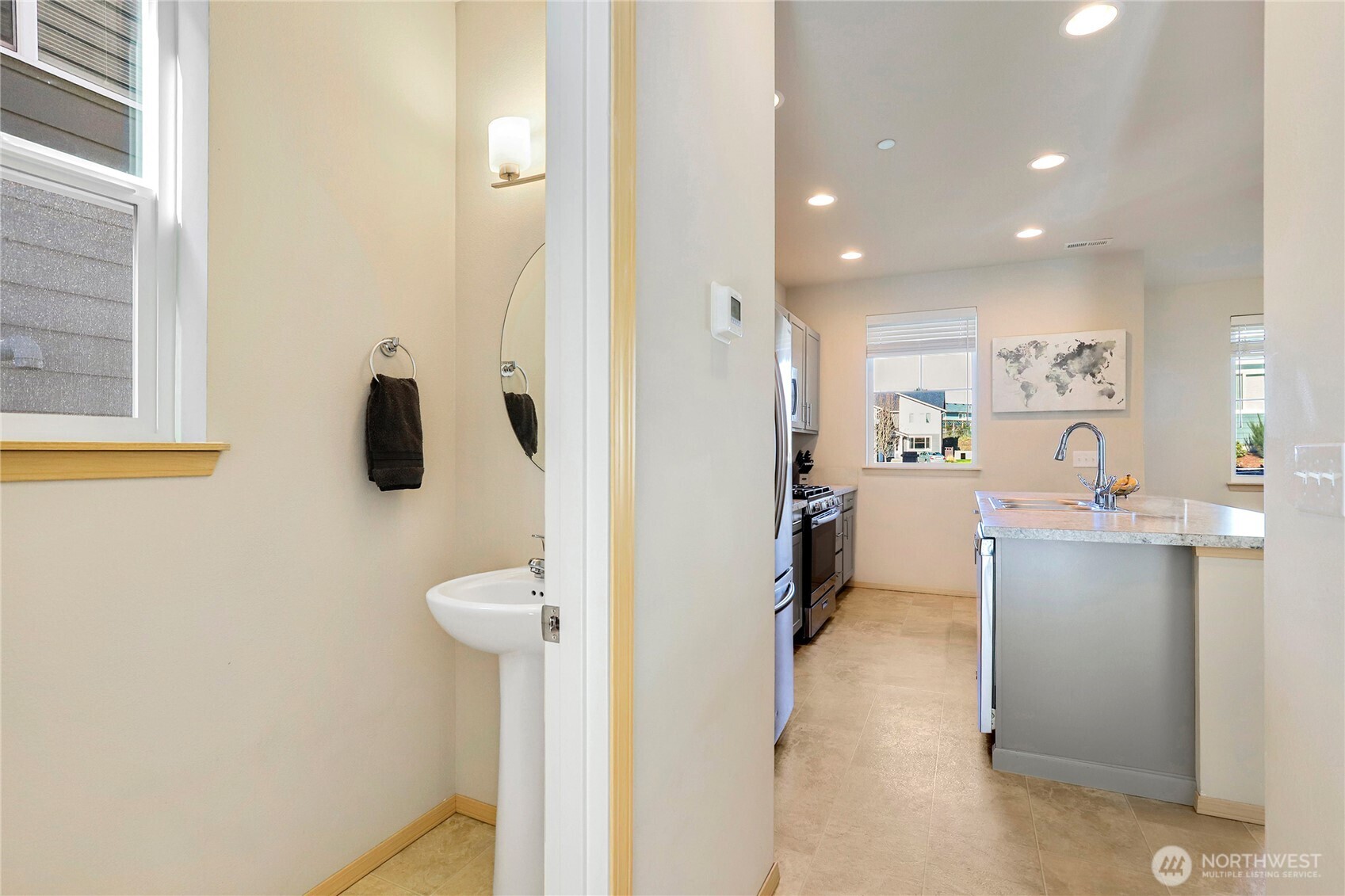 1025 Banyan Street , Bremerton, WA 98310-4262