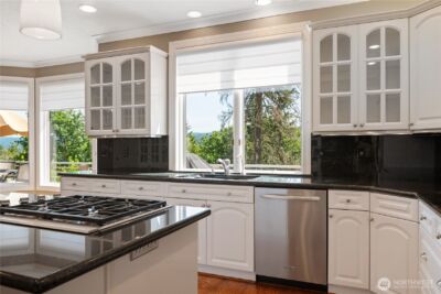 2512 Peters Drive , Longview, WA 98632 - Photo 12