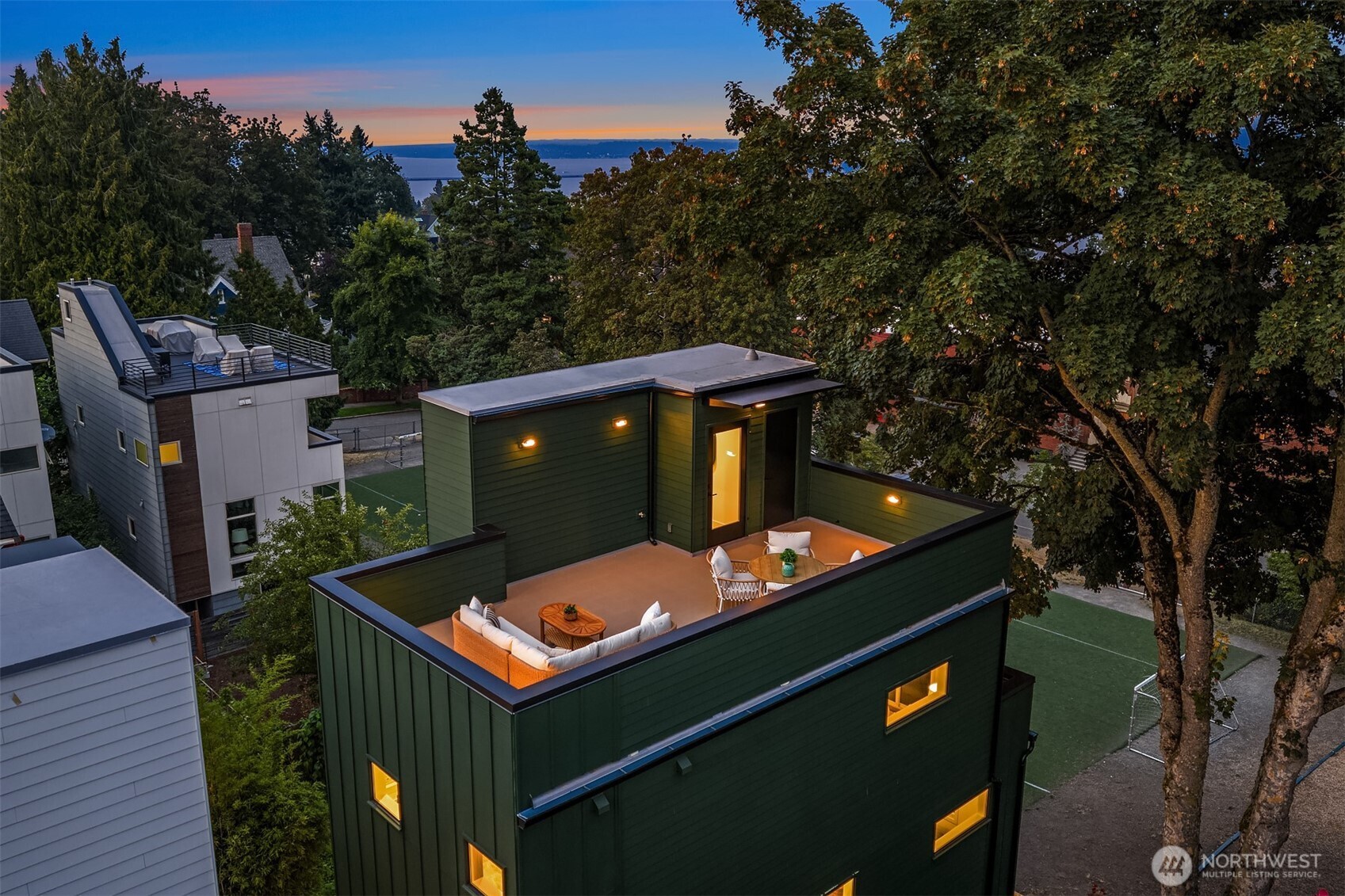 920 34th Avenue #B, Seattle, WA 98122