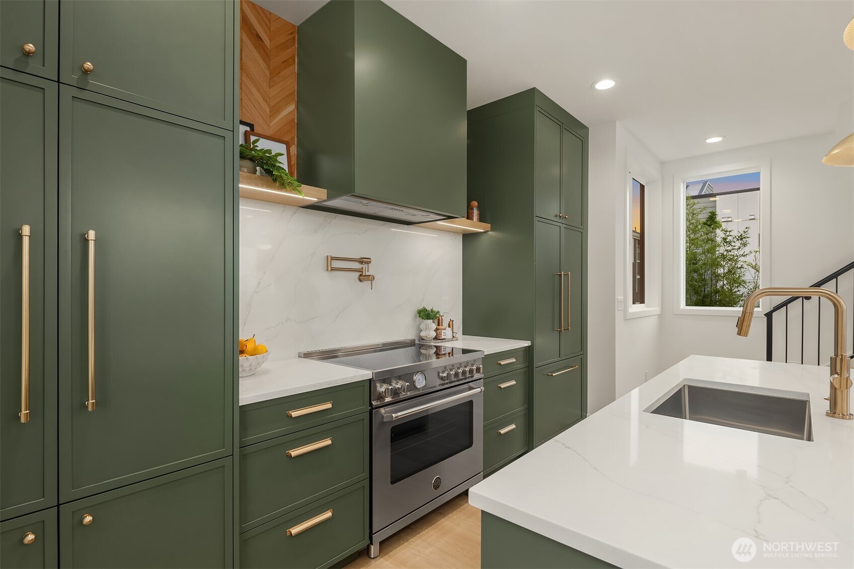 920 34th Avenue #B, Seattle, WA 98122