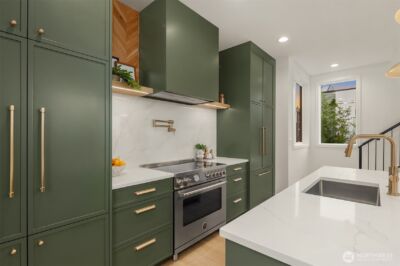 920 34th Avenue #B, Seattle, WA 98122 - Photo 10