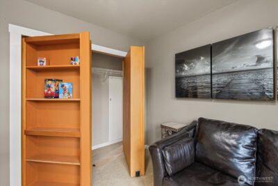 215 Ilwaco Place SE, Renton, WA 98059 - Photo 24