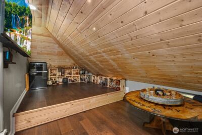 215 Ilwaco Place SE, Renton, WA 98059 - Photo 25