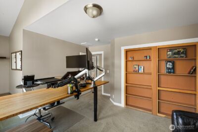 215 Ilwaco Place SE, Renton, WA 98059 - Photo 26