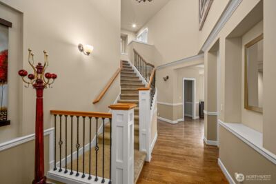 215 Ilwaco Place SE, Renton, WA 98059 - Photo 6