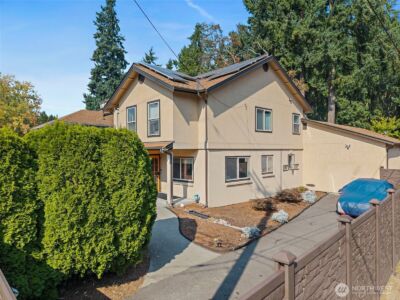 128 NE 125th Street , Seattle, WA 98125