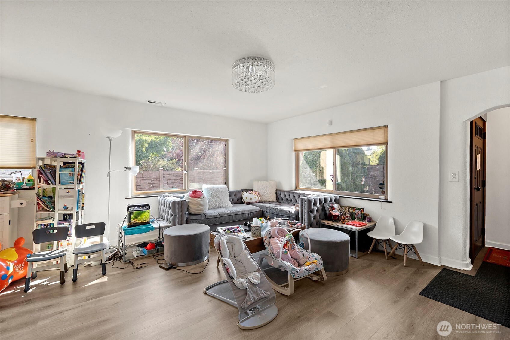 128 NE 125th Street , Seattle, WA 98125