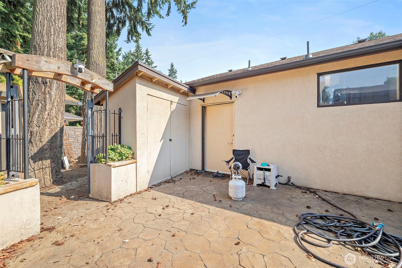 128 NE 125th Street , Seattle, WA 98125