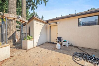 128 NE 125th Street , Seattle, WA 98125 - Photo 32