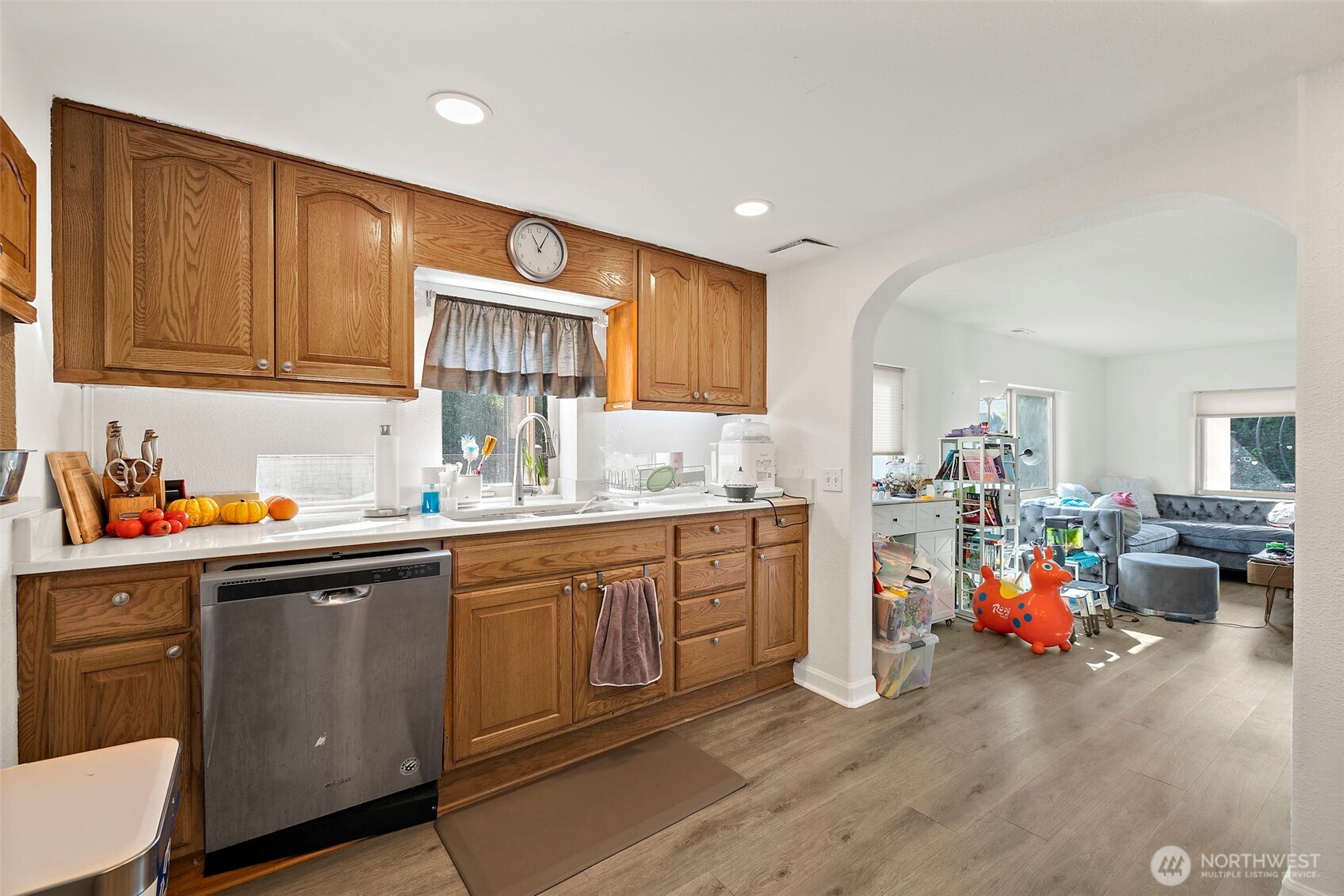 128 NE 125th Street , Seattle, WA 98125